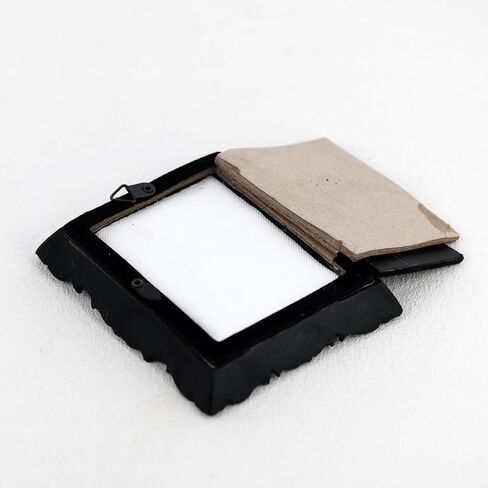 2.5x3.5 inches Ornate Hand-Crafted Resin Picture Frame with Easel, for Tabletop & Wall Display，Vintage Photo Frame -GOLD in Saudi Arabia