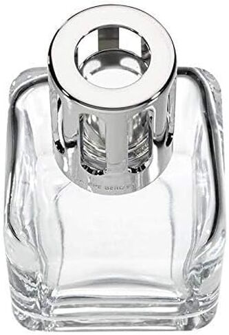 مجموعة هدايا لامب بيرغر آيس كيوب - موزع عطور منزلي - عطر - 5.5 × 3 × 3 بوصة - صنع في فرنسا - يشمل عطر نسيم المحيط 8.45 مرة سائلة - 250 ملليلتر (ريش) in Saudi Arabia