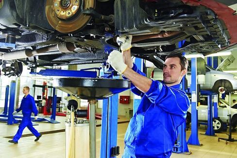 مجموعة أدوات ميكانيكا GEARWRENCH مكونة من 243 قطعة في صندوق تخزين مكون من 3 أدراج | 12 نقطة | 80972 in Saudi Arabia