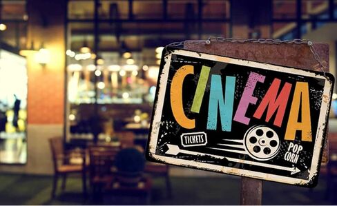 AOYEGO Pin Up Tin Sign,Full Service Garage Sexxy Women Stand Leaning Against the Gas Station Vintage Metal Tin Signs for Cafes Bars Pubs Shop Decorative Funny Retro Signs for Men Women 8x12 Inch in Kuwait