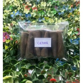 Cedar Backflow Incense Cones (25 Cones) - 100% Natural Backflow Incense Cones - Christmas Backflow Incense Cones - Traditional Indian Incense (No Damaged Cones Hand Sorted Packet)