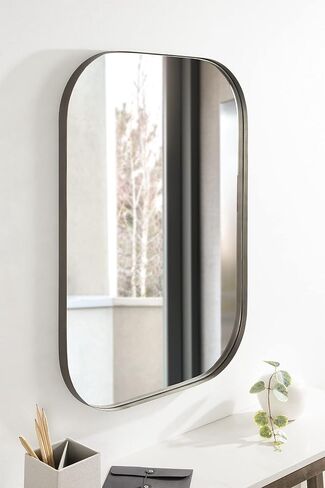 Kate and Laurel Rollo Midcentury Rounded Rectangle Mirror, 20 x 30, Gold, Modern Metal Framed Mirror in Saudi Arabia