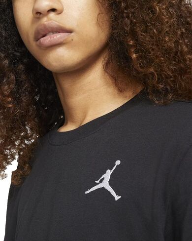 تيشيرت Jumpman Emblem باللون الأسود للرجال من جوردن - مقاس XL in Saudi Arabia