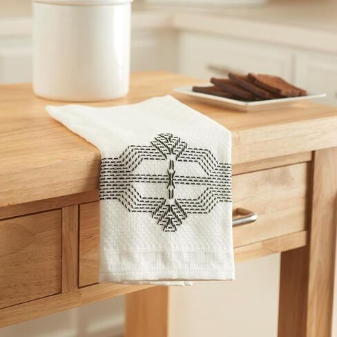 LEISURE ARTS Easy Does It Swedish Weave Towels, Traditional Swedish Weaving, Huck Weaving Sewing Book with 12 Traditional Patterns, 20 Pages, Soft Cover in Kuwait