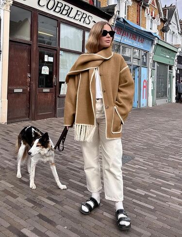 سترة وشاح مطرزة للنساء من SeekMe معطف كبير الحجم من مزيج الصوف بأزرار سفلية ملابس خارجية شتوية مع وشاح شرابة (1818-CamelX1-L-FY) in Kuwait