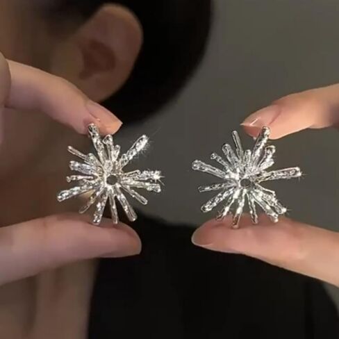 أقراط النجمي الذهب أقراط النجمي أقراط فاسق للنساء الفتيات روك بيان أقراط نجمة لحفلة موسيقية هدايا مجوهرات للنساء الفتيات in Kuwait