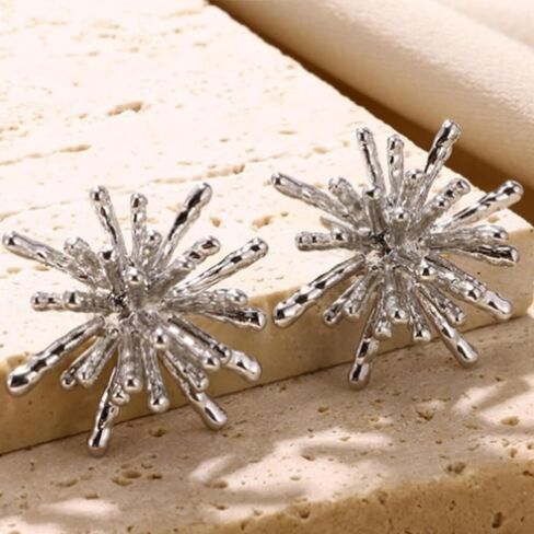 أقراط النجمي الذهب أقراط النجمي أقراط فاسق للنساء الفتيات روك بيان أقراط نجمة لحفلة موسيقية هدايا مجوهرات للنساء الفتيات in Kuwait