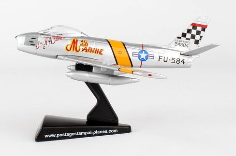 Daron Worldwide Trading F/A-18C Hornet Blue Angels 1:150 Vehicle in Kuwait