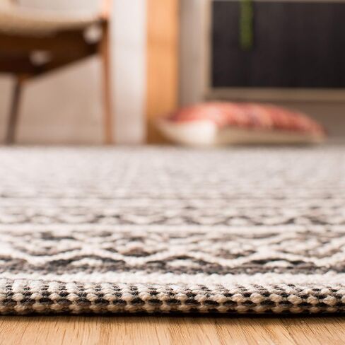 SAFAVIEH Montauk Collection Runner Rug - 2'3" x 8', Ivory & Black, Handmade Flat Weave Boho Farmhouse Cotton, Ideal for High Traffic Areas in Living Room, Bedroom (MTK341D) in Saudi Arabia