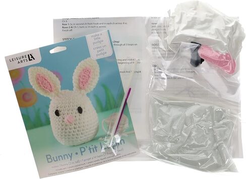 LEISURE ARTS Pudgies Animals Crochet Kit, Piggy, 3", Complete Crochet kit, Learn to Crochet Animal Starter kit for All Ages, Includes Instructions, DIY amigurumi Crochet Kits in Kuwait