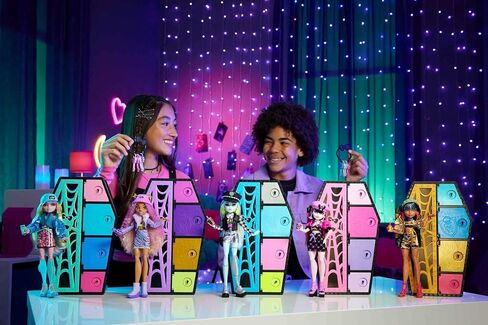 Monster High Doll and Fashion Set, Lagoona Blue with Dress-Up Locker and 19+ Surprises, Skulltimate Secrets in Saudi Arabia