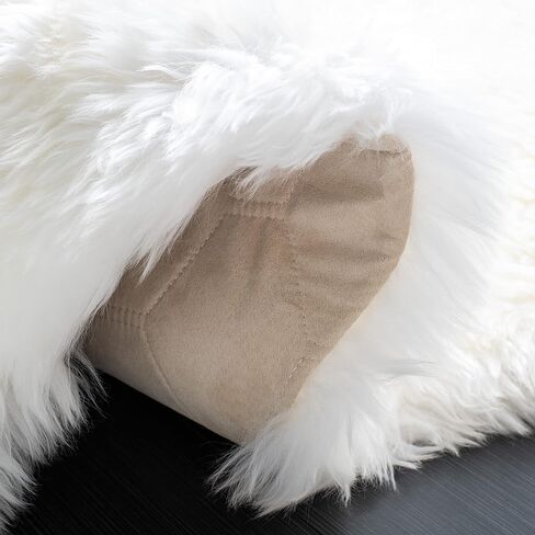 SAFAVIEH Sheep Skin Collection Accent Rug - 3' x 5', Natural & White, Handmade Rustic Glam Genuine Pelt, 3.4-inch Thick Ideal for High Traffic Areas in Entryway, Living Room, Bedroom (SHS211A) in Saudi Arabia