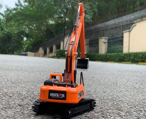 Gemini&Genius Long Reach Excavator Toys, Heavy Duty Digger Construction Vehicle Toys 1:50 Scale Diecast-13 Inches Length- Metal Engineering Sandbox Car Toys for Kids(Yellow) in Saudi Arabia