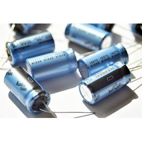 4 pcs Nichicon KA Capacitors 10V 22uf Audio Grade