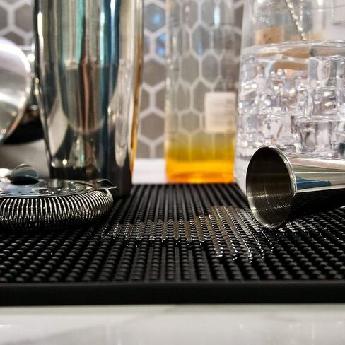 سجادة بار Highball & Chaser مقاس 18 × 12، سجادة بار سميكة ومتينة وأنيقة للانسكابات. غير قابلة للانزلاق، غير سامة، سجادة خدمة للقهوة والحانات والمطاعم (أسود، فردي) in Saudi Arabia