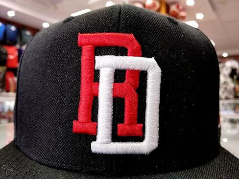 حذاء مسطح للرجال من PeligroSports للبالغين من الجنسين in Kuwait