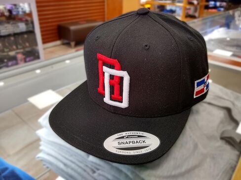 حذاء مسطح للرجال من PeligroSports للبالغين من الجنسين in Kuwait