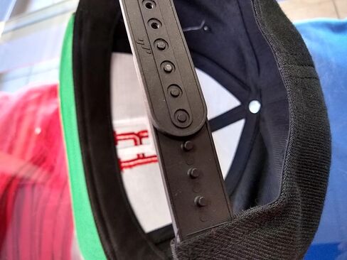 حذاء مسطح للرجال من PeligroSports للبالغين من الجنسين in Kuwait