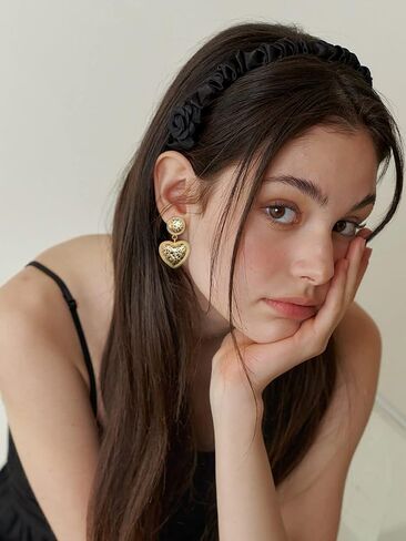 Vintage Gold Sliver Clip on Earrings for Women Geometry Statement Earrings Non Pierced Ear Jewelry Gifts in Saudi Arabia