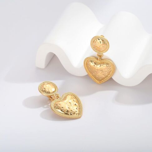 Vintage Gold Sliver Clip on Earrings for Women Geometry Statement Earrings Non Pierced Ear Jewelry Gifts in Saudi Arabia