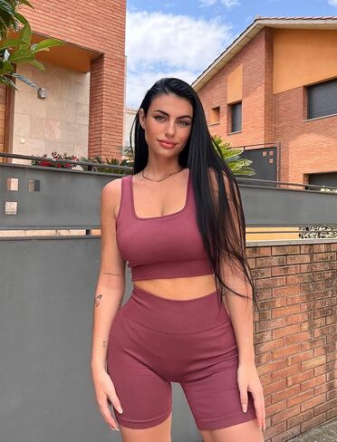 أطقم ملابس للتمرين من FINETOO للنساء مكونة من 4 قطع حمالة صدر رياضية بدون ظهر بدون خياطة عالية الخصر وقصيرة لممارسة اليوجا والصالة الرياضية ومجموعة نشطة متطابقة in Kuwait