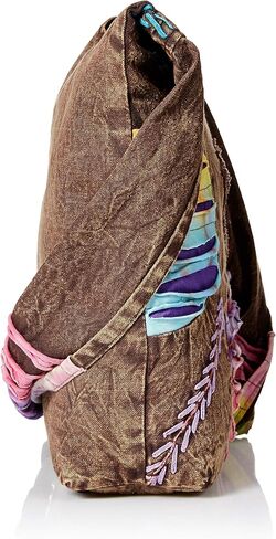 حقيبة يد وحقيبة ظهر بتصميم بوهيمي ومفروزة بنمط ممزق in Kuwait