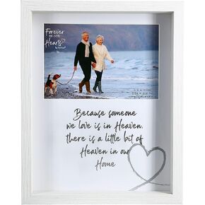 شركة Pavilion Gift Company لأن شخصًا نحبه قليلاً من الجنة موجود في منزلنا مقاس 7.5x9.5 بوصة إطار صورة أفقي بحامل خلفي، فضي