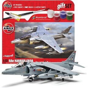 Airfix Starter Gift Set English Electric Lightning F.2A 1:72 Military Aviation Plastic Model Kit A55305A