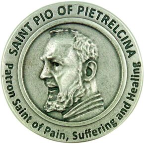 Patron of Healing Saint Pio of Pietrelcina Pocket Token with Prayer Back by Lumen Mundi