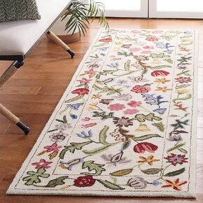 SAFAVIEH Chelsea Collection Area Rug - 5'6" Square, Ivory & Green, Hand-Hooked French Country Wool, Ideal for High Traffic Areas in Living Room, Bedroom (HK335A)
