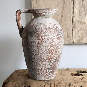 9.25 inch Rustic Pottery Clay Jug Farmhouse Ceramic Flower Vase Whitewashed Terracotta Floor Vases for Decorative Centerpiece Minimalism Home Decor Aesthetic Living Room Bedroom Table Mantel