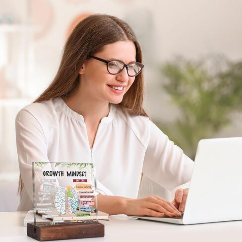 ديكور مكتب عقلية النمو - لوحة مكتب أكريليك ملهمة مع حامل خشبي هدايا مكتب العلاج للنساء، علامة ديكور مكتب إيجابية لمكتب المعالج، غرفة المعيشة، غرفة النوم in Kuwait