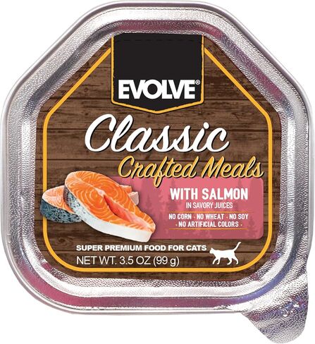 Evolve Classic Crafted Meals Cat Food Variety Pack with Salmon Recipe & Seafood Medley Recipe in Saudi Arabia
