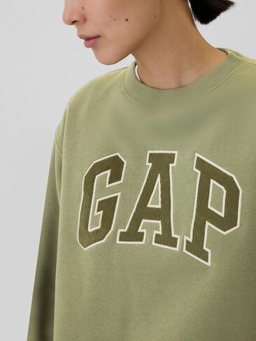 GAP Women's V Heritage Crew in Saudi Arabia