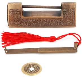 Antique Lock Key Copper Coin Pendant Chinese Delicate Carved Copper Padlock for Jewelry Box (5cm)