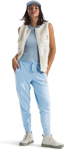 THE NORTH FACE Women's Core Jogger in Saudi Arabia