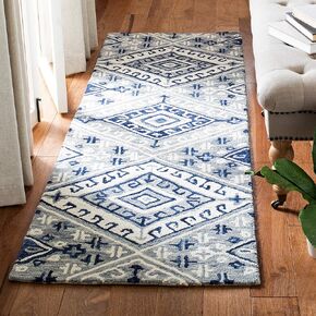 SAFAVIEH Aspen Collection Runner Rug - 2'3" x 7', Grey & Navy, Handmade Boho Wool, Ideal for High Traffic Areas in Living Room, Bedroom (APN826F)