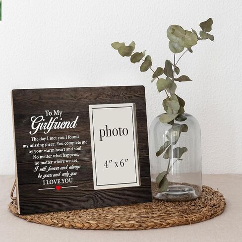 إطار صورة هدية لصديقة qtumes، هدايا صديقة من صديقها، هدايا رومانسية لصديقتها، إطار صور خشبي ريفي إلى صديقتي، حامل على الحائط وسطح الطاولة - صورة مقاس 4 × 6 بوصات in Kuwait