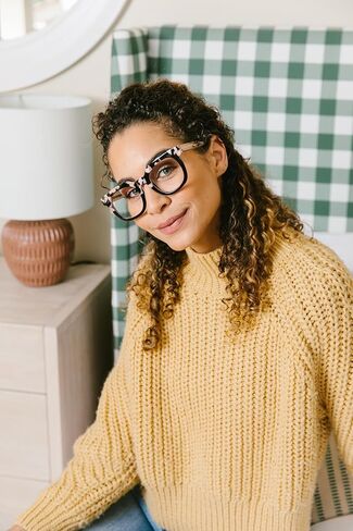 نظارات قراءة Peepers من PeeperSpecs للنساء من Showbiz مربعة زرقاء اللون تحجب الضوء in Kuwait