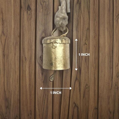 اجراس بقرة معدنية صغيرة بتصميم ريفي ريفي مصنوعة يدويا لتزيين الكريسماس على حبل الجوت 4 سم، عبوة من 30 اجراس مختلطة على شكل اسطواني مخروطي in Kuwait