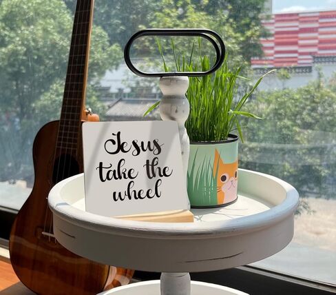 ديكور مسيحي، لوحة مكتب مع حامل خشبي مقاس 10.16 × 4.3 بوصة، لافتة خشبية ملهمة، فن ديكور الطاولة، ديكور ديني للمزرعة المنزلية، عمل فني مسيحي، علامة يسوع تأخذ العجلة in Kuwait