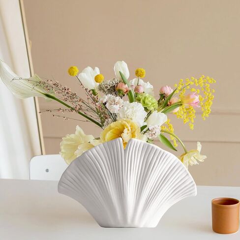 White Seashell Vase, Ceramic Vase for Home Decor Matte Maple Leaf Bud Vase Boho Bookcase Bookshelf Decorative Vase for Pampas Grass Vase for Centerpieces Floor Bouquet Decor in Kuwait