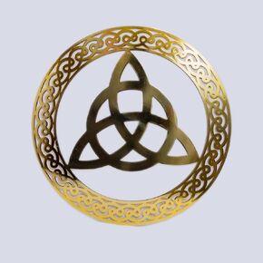 Exclusively Irish Trinity knot round-shaped wall hang (Antique Brass)