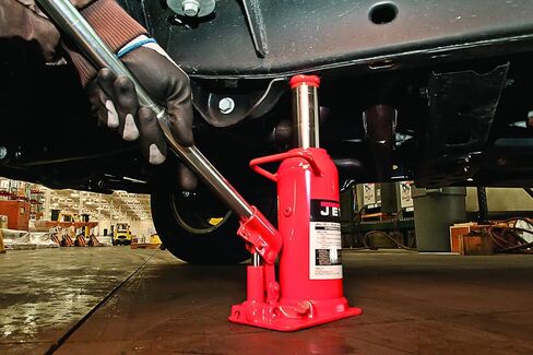JET 17-1/2-Ton Hydraulic Bottle Jack (JHJ-17-1/2) in Saudi Arabia