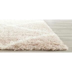 SAFAVIEH Montreal Shag Collection Accent Rug - 3' x 5', Beige & Ivory, Trellis Design, Non-Shedding & Easy Care, 2-inch Thick Ideal for High Traffic Areas in Entryway, Living Room, Bedroom (SGM831C)