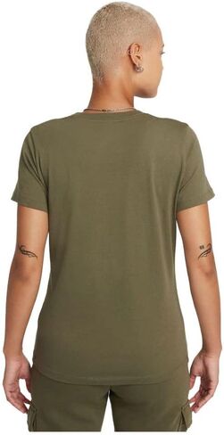 تي شيرت أساسي للسيدات من Nike Sportswear (كبير جدًا، زيتوني متوسط/أبيض) in Saudi Arabia