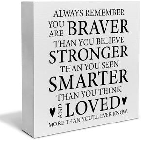 لافتة صندوق خشبي مزخرفة مشجعة، تذكر دائمًا أنك أكثر شجاعة مما تعتقد، لوحة خشبية للديكور المنزلي، رف مكتب المكتب أو عرض الحائط in Kuwait