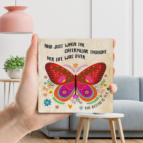 هدايا ملهمة للمرأة لافتة خشبية مع حامل، لوحة ديكور على شكل فراشة لمكتب المنزل والمكتب لرف الطاولة، هدايا تحفيزية هدية تخرج للفتاة والابنة والزوجة - b013 in Kuwait