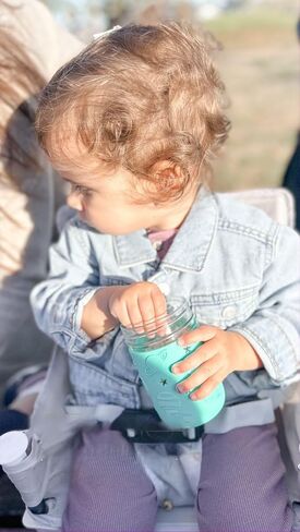 PandaEar 4 Pack Kids & Toddler Glass Cups, Glass Mason Jar Cups 8.45 oz with Silicone Sleeves & Straws, Toddler Spill-Proof Smoothie Cups in Saudi Arabia