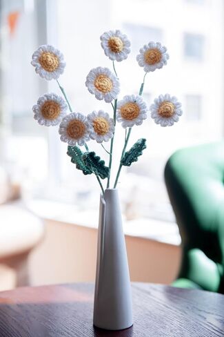 3PCS Handmade Finished Crochet Daisy Bouquet with Ceramic Vase Ornaments (White) in Saudi Arabia